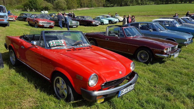 Old-Youngtimer Treffen_Roellfeld_04.05.2016_027.jpg